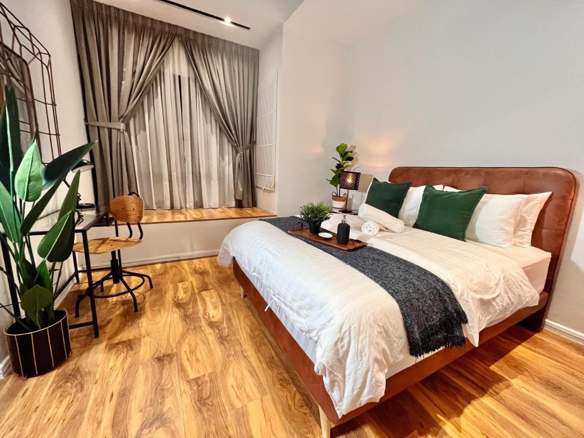 Luxury 2-Storey Terrace House Near Ioi City Mall Putrajaya Exterior photo