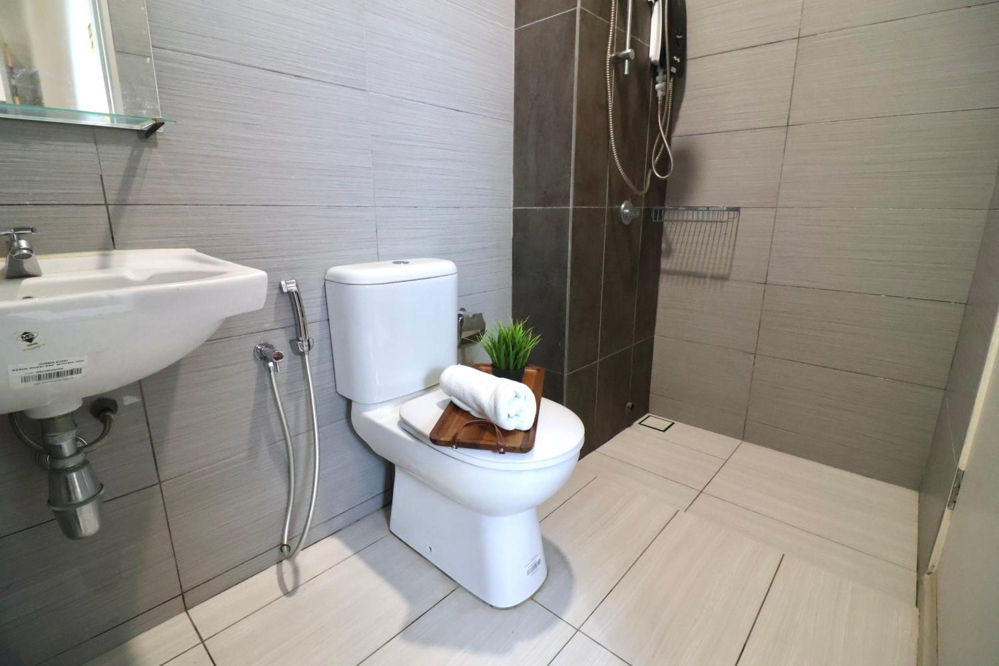 Luxury 2-Storey Terrace House Near Ioi City Mall Putrajaya Exterior photo